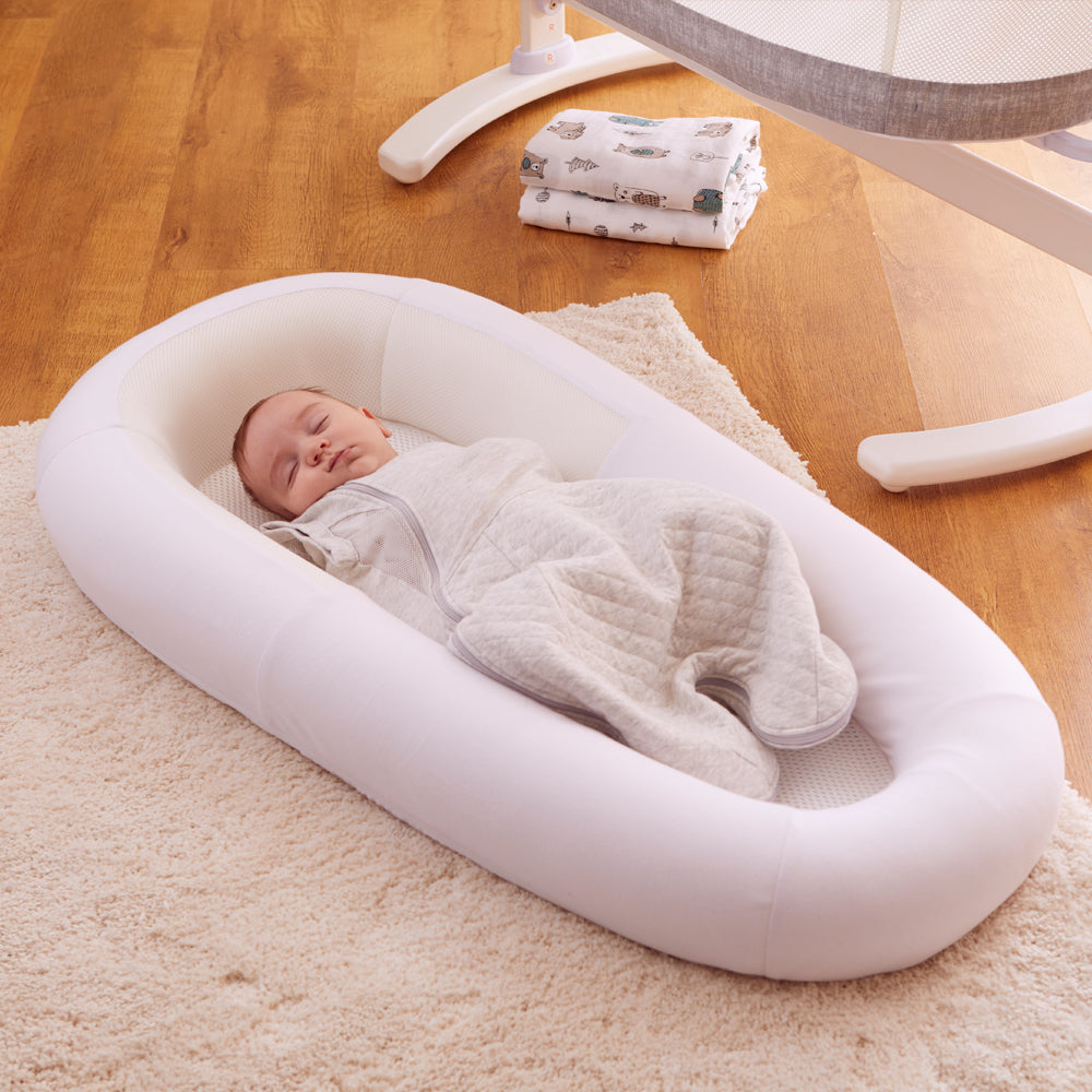 baby nest Purflo Sleeptight Baby Bed - White The Little Baby Brand The Little Baby Brand