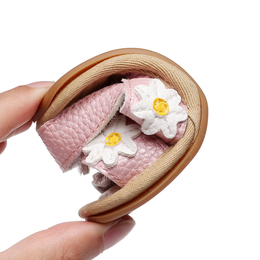 Baby Girls Anti-slip Flat Shoes, Floral Applique Pattern Soft Sole Sandals, White/ Golden/ Pink The Little Baby Brand The Little Baby Brand